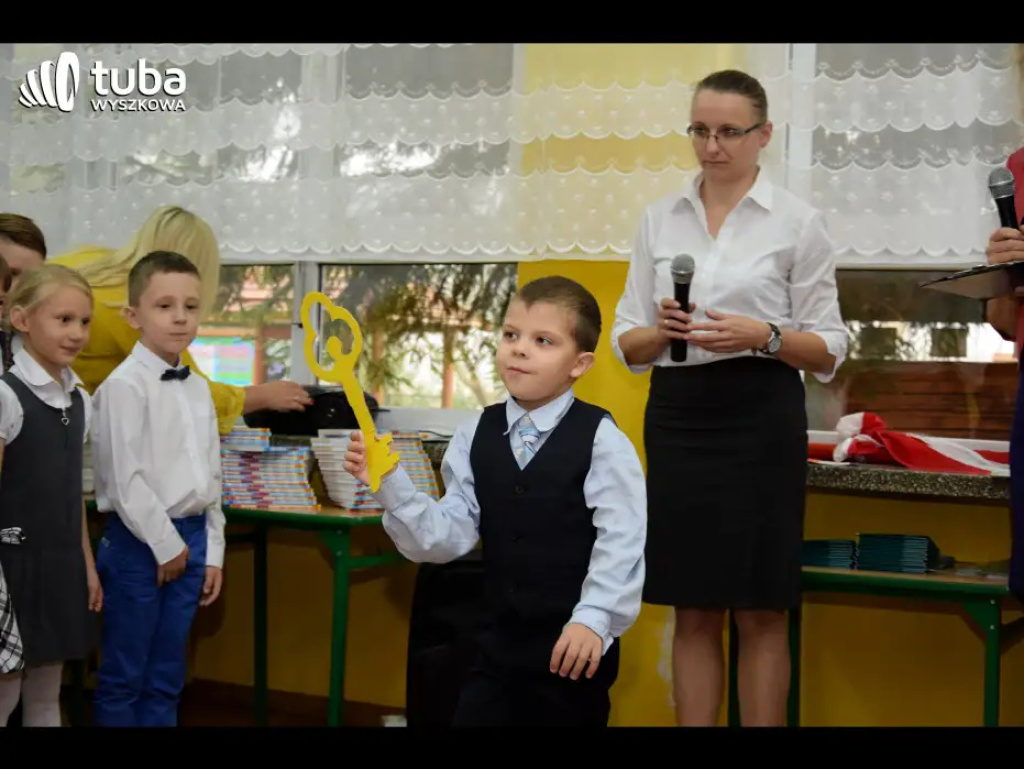 „To ja, taki dzielny uczniaczek”. Ślubowanie pierwszoklasistów w Lucynowie
