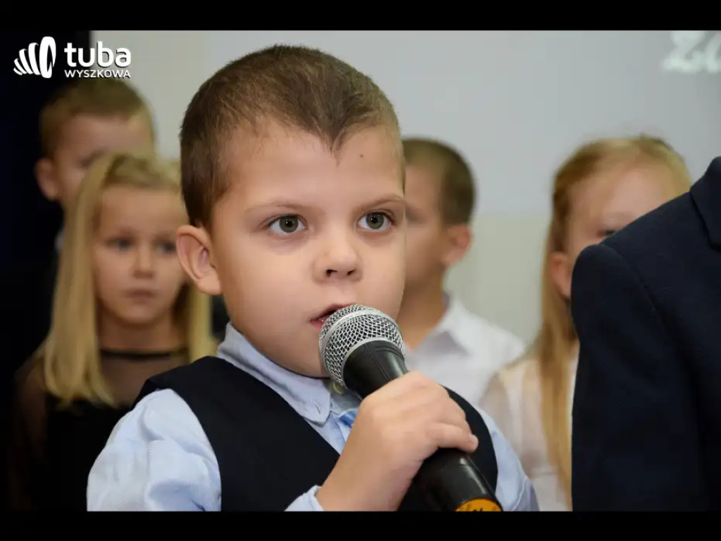 „To ja, taki dzielny uczniaczek”. Ślubowanie pierwszoklasistów w Lucynowie