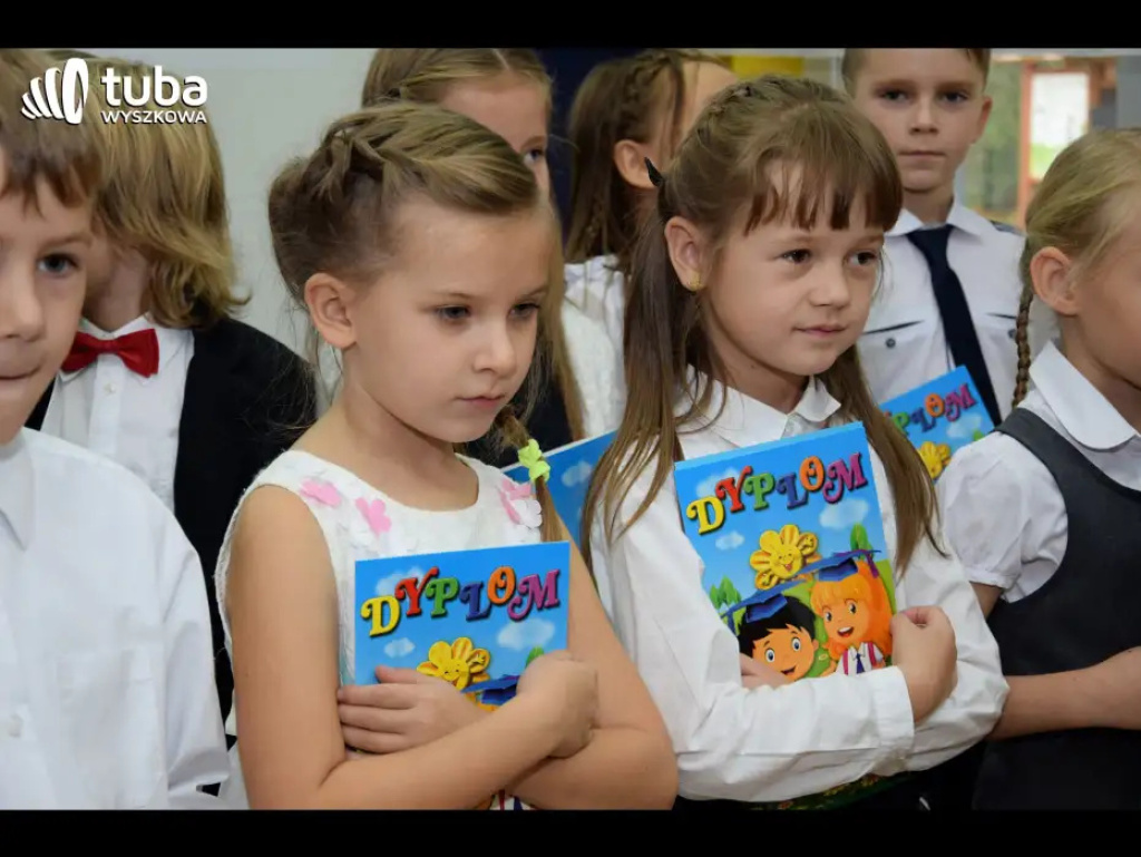 „To ja, taki dzielny uczniaczek”. Ślubowanie pierwszoklasistów w Lucynowie