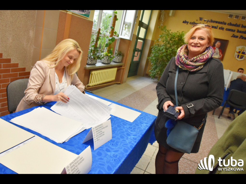 Komisje zliczają wyniki. Przewidywana bardzo wysoka frekwencja