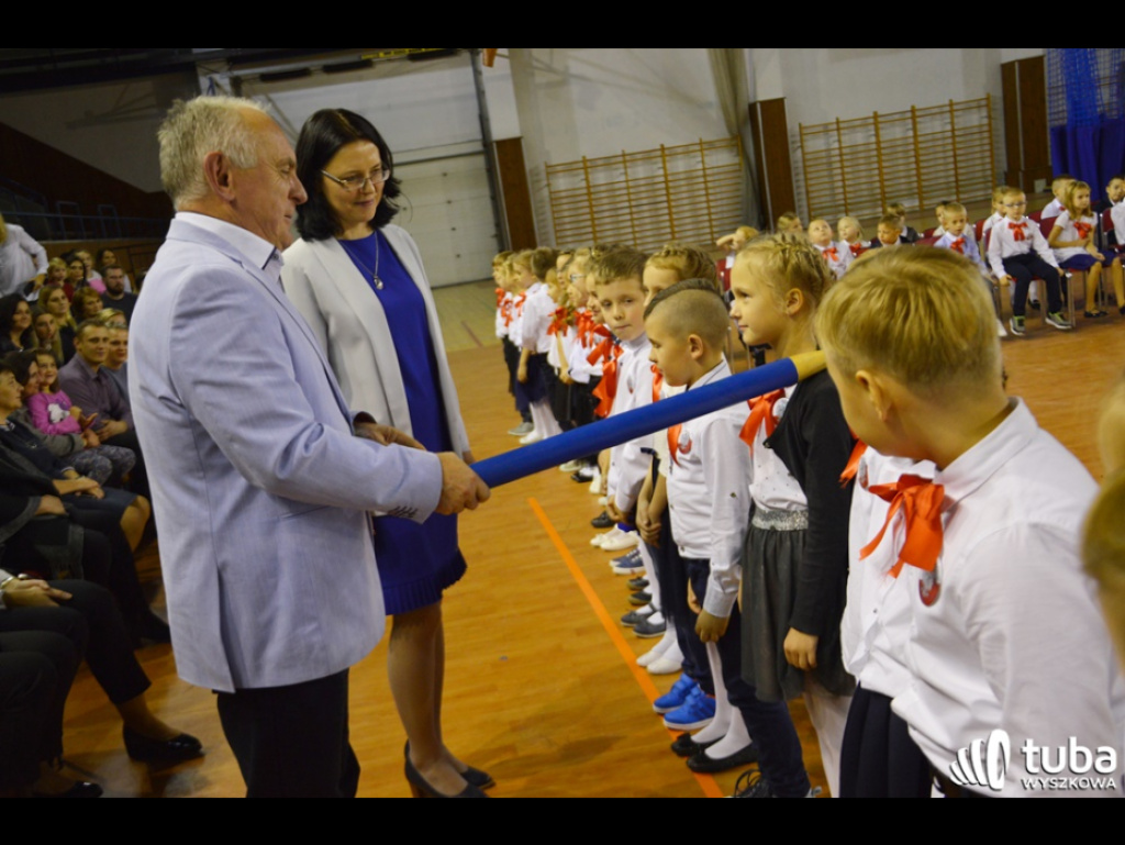 Oto nadeszła pora taka, by ucznia zrobić z przedszkolaka