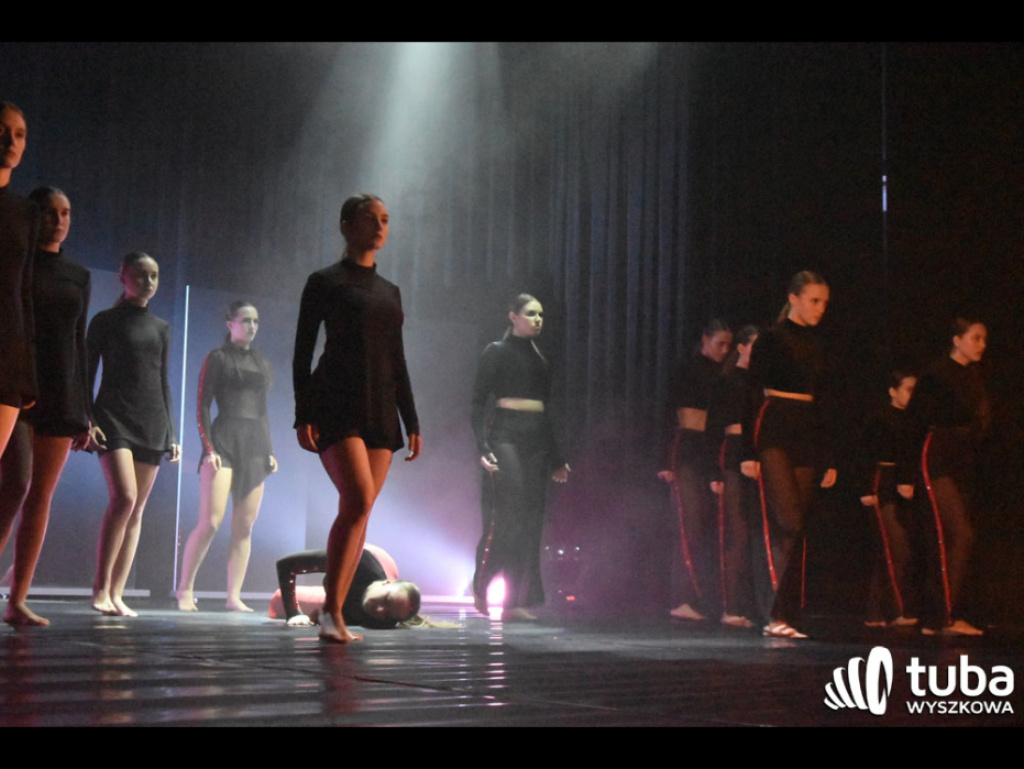 „Xanartheis”. Poruszający spektakl Wyszkowskiego Teatru Tańca (zdjęcia, video)