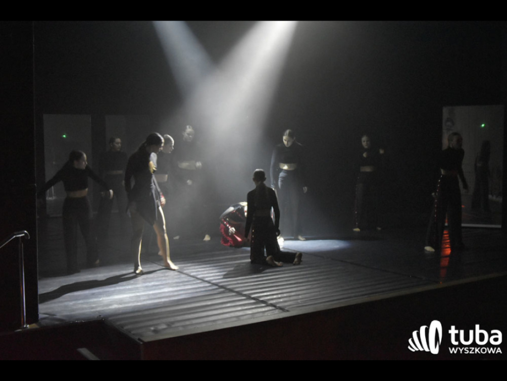 „Xanartheis”. Poruszający spektakl Wyszkowskiego Teatru Tańca (zdjęcia, video)