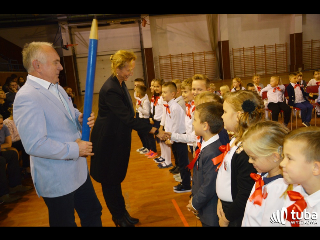 Oto nadeszła pora taka, by ucznia zrobić z przedszkolaka