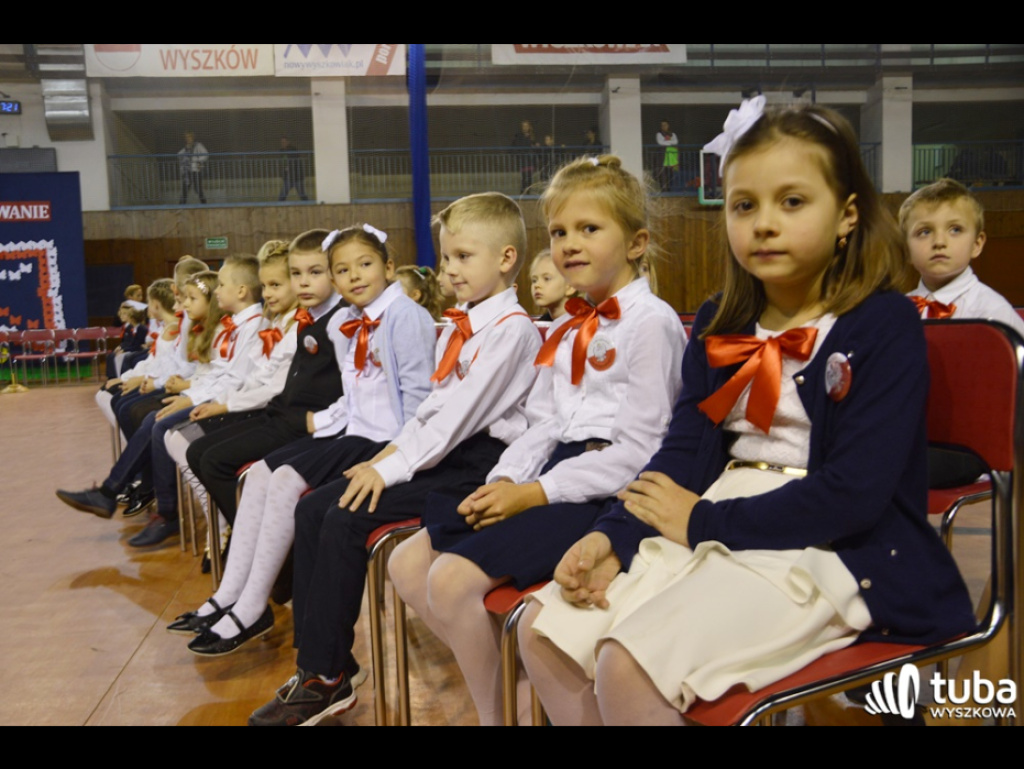 Oto nadeszła pora taka, by ucznia zrobić z przedszkolaka