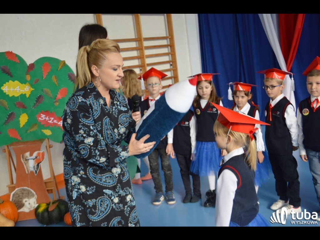 Pierwszoklasiści z I Językowej Szkoły Podstawowej 