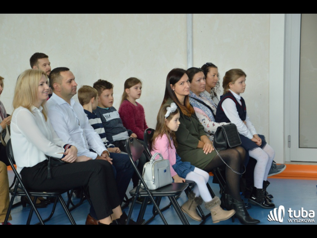 Pierwszoklasiści z I Językowej Szkoły Podstawowej 