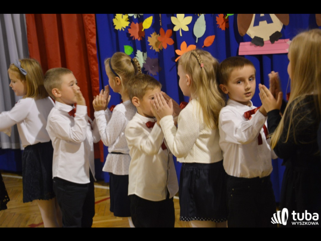 To ja, taki dzielny pierwszaczek. Pasowanie na ucznia w SP nr 2