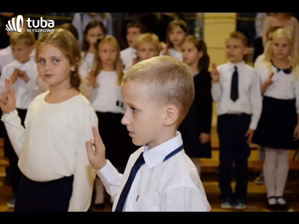 „To jest właśnie ślubowanie” pierwszoklasistów z „Jedynki”