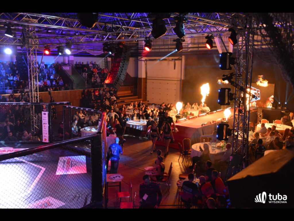 W oktagonie polała się krew. Blood Fight Night 1 za nami