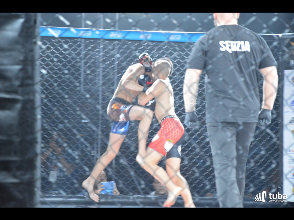 W oktagonie polała się krew. Blood Fight Night 1 za nami