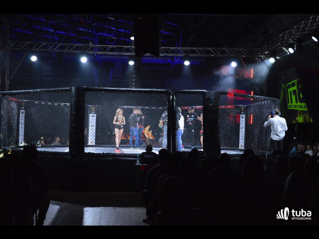 W oktagonie polała się krew. Blood Fight Night 1 za nami