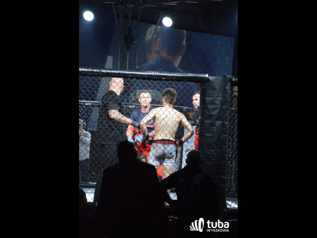 W oktagonie polała się krew. Blood Fight Night 1 za nami