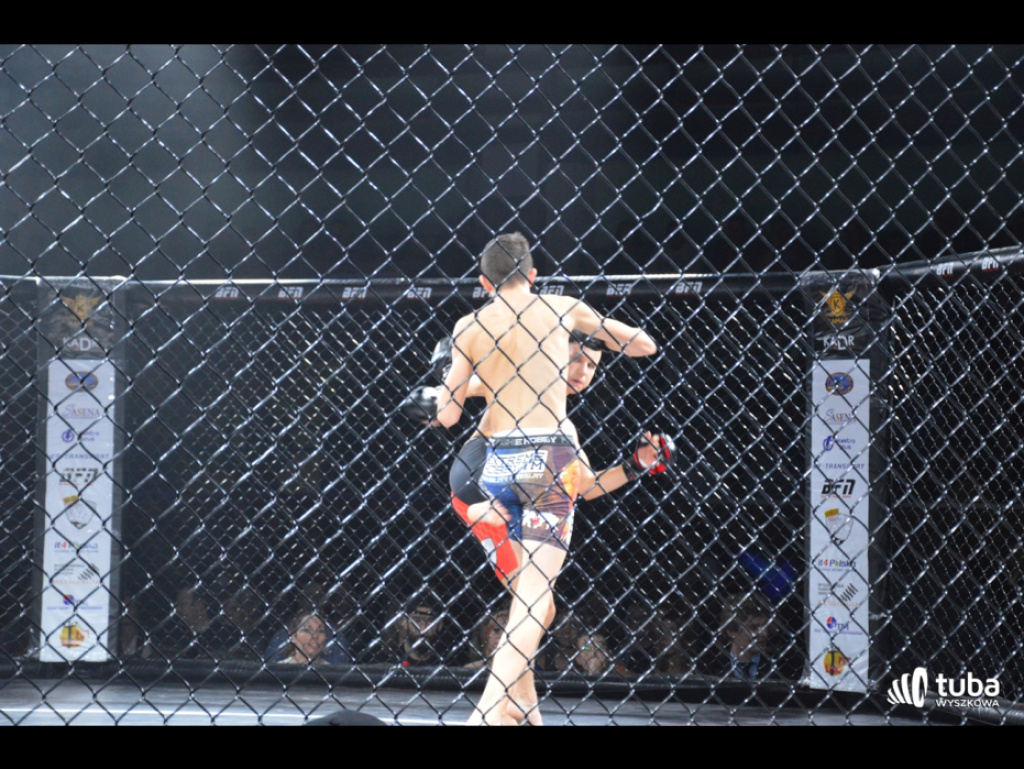 W oktagonie polała się krew. Blood Fight Night 1 za nami