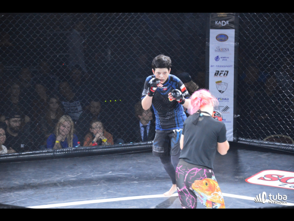 W oktagonie polała się krew. Blood Fight Night 1 za nami