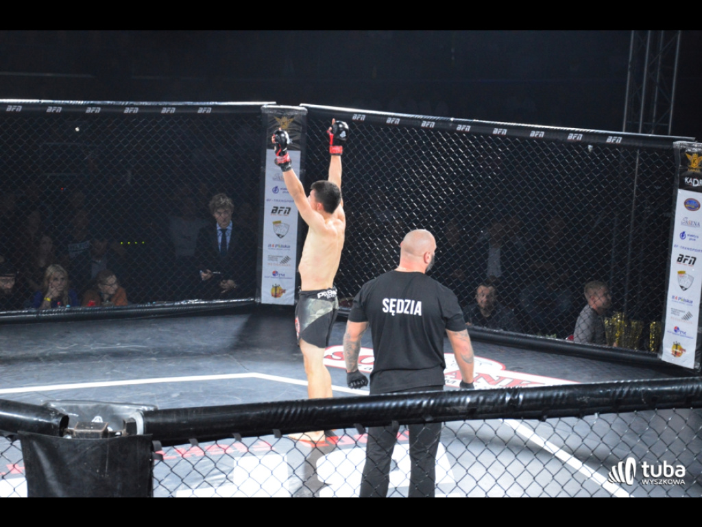 W oktagonie polała się krew. Blood Fight Night 1 za nami