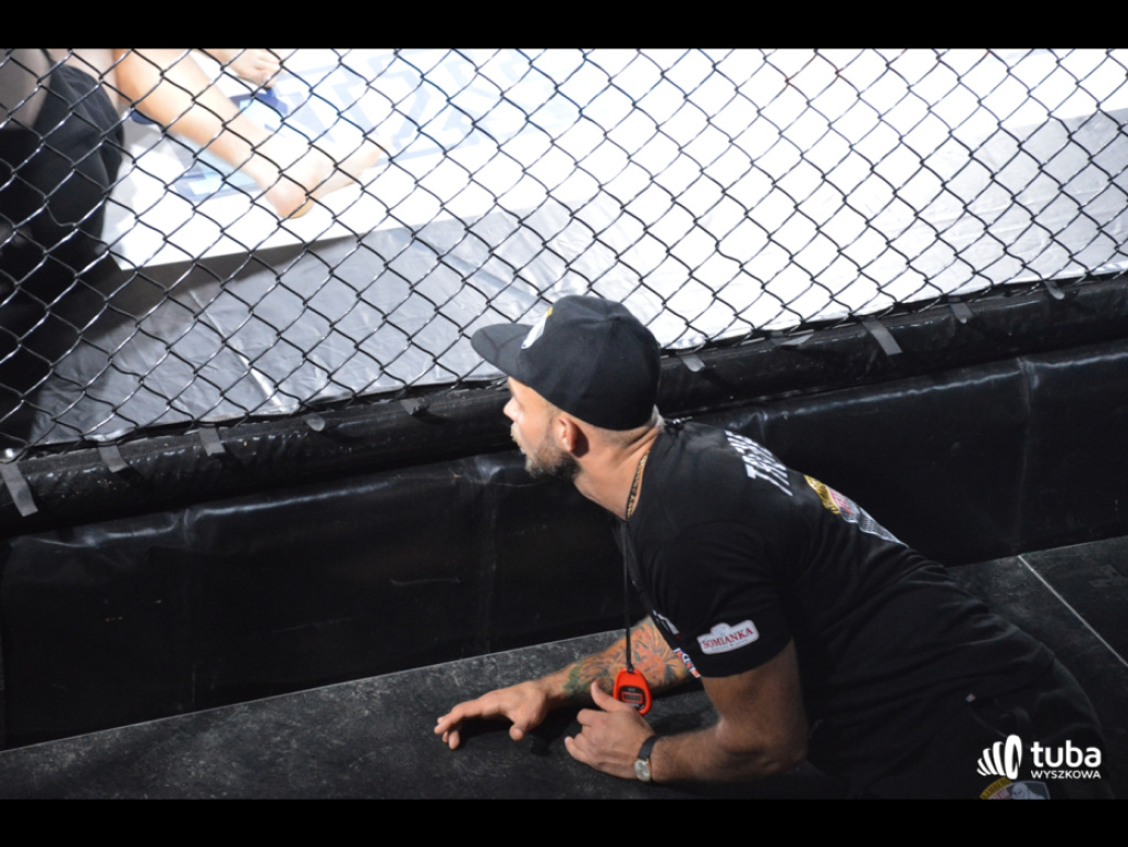 W oktagonie polała się krew. Blood Fight Night 1 za nami