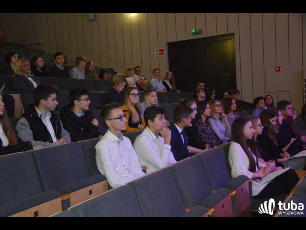 Młodzież recytuje Norwida. XVII konkurs recytatorski w Wyszkowie za nami
