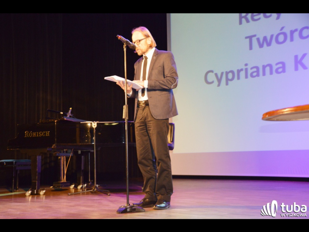 Młodzież recytuje Norwida. XVII konkurs recytatorski w Wyszkowie za nami