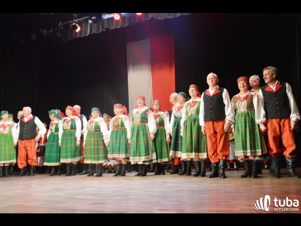 Pieśnią i tańcem wyszkowianie oddali hołd bohaterom Niepodległej