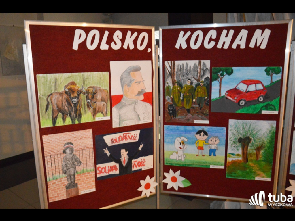 Pieśnią i tańcem wyszkowianie oddali hołd bohaterom Niepodległej