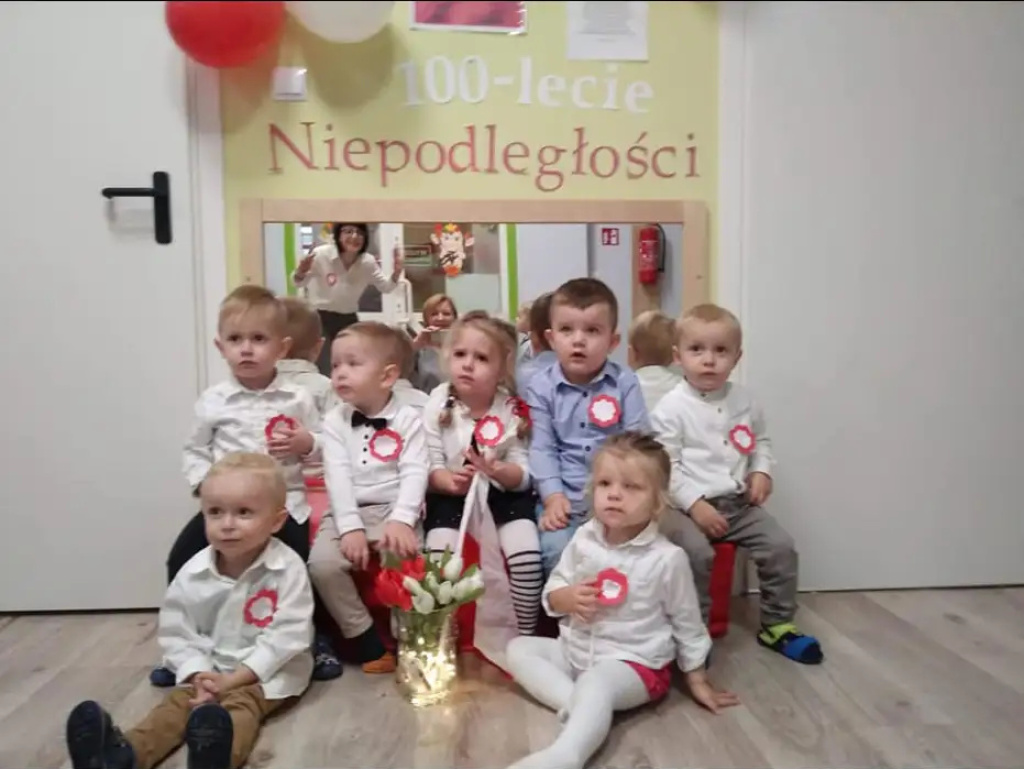Patriotyzm od najmłodszych lat, czyli jak świętowano niepodległość w Żłobku A KU KU
