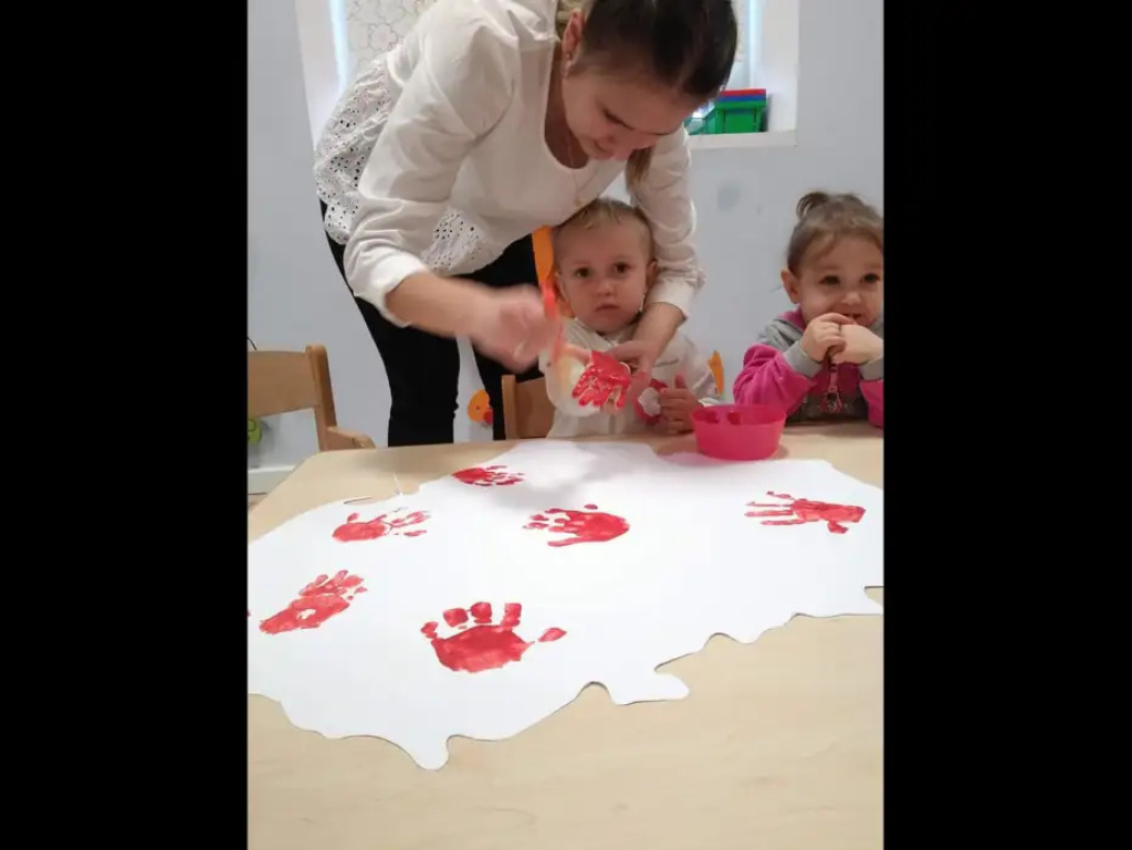 Patriotyzm od najmłodszych lat, czyli jak świętowano niepodległość w Żłobku A KU KU