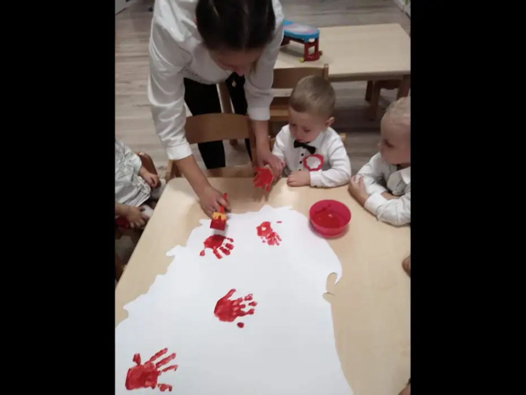 Patriotyzm od najmłodszych lat, czyli jak świętowano niepodległość w Żłobku A KU KU