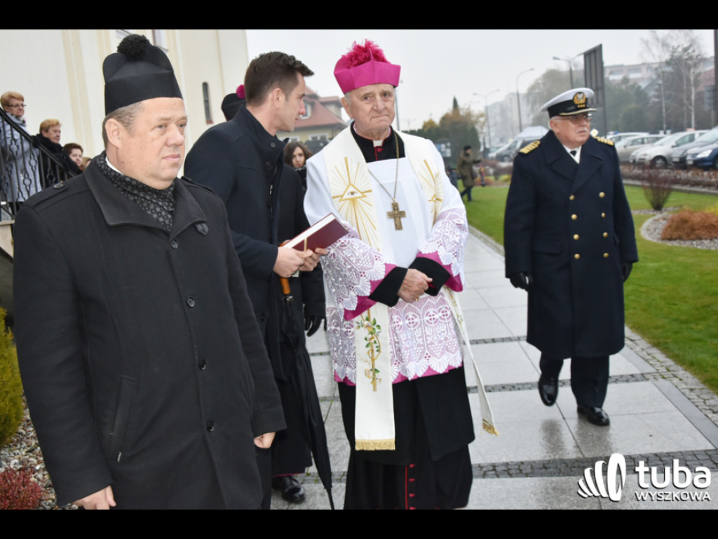 To swoista lekcja historii... prawdziwa, niezakłamana. W Wyszkowie stanął pomnik w hołdzie niezłomnym bohaterom
