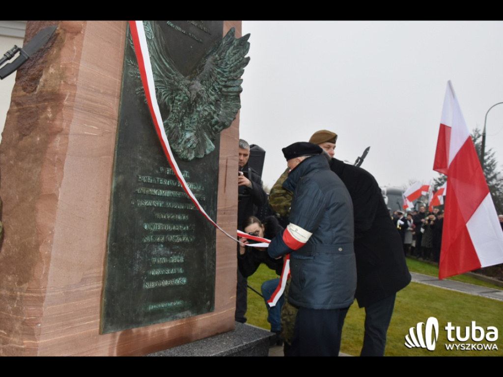 To swoista lekcja historii... prawdziwa, niezakłamana. W Wyszkowie stanął pomnik w hołdzie niezłomnym bohaterom
