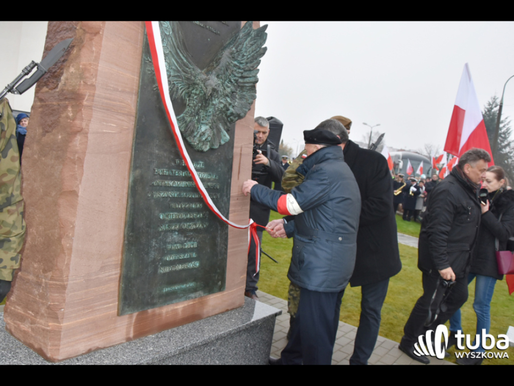 To swoista lekcja historii... prawdziwa, niezakłamana. W Wyszkowie stanął pomnik w hołdzie niezłomnym bohaterom