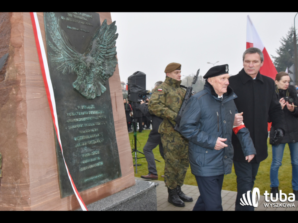 To swoista lekcja historii... prawdziwa, niezakłamana. W Wyszkowie stanął pomnik w hołdzie niezłomnym bohaterom