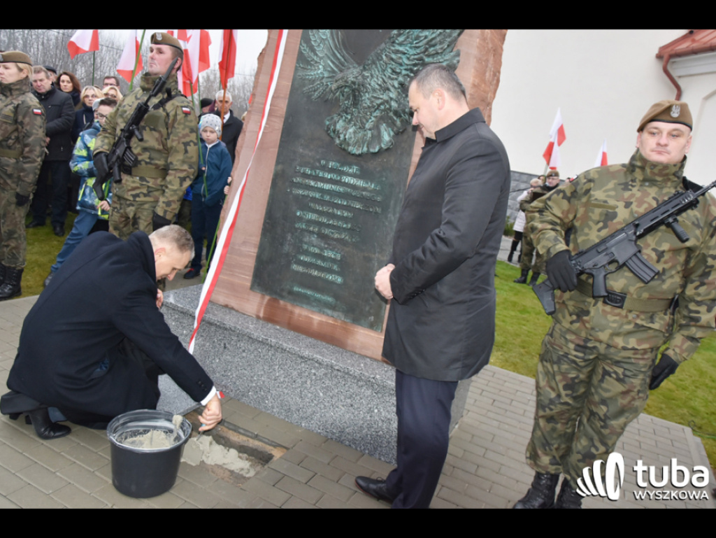 To swoista lekcja historii... prawdziwa, niezakłamana. W Wyszkowie stanął pomnik w hołdzie niezłomnym bohaterom