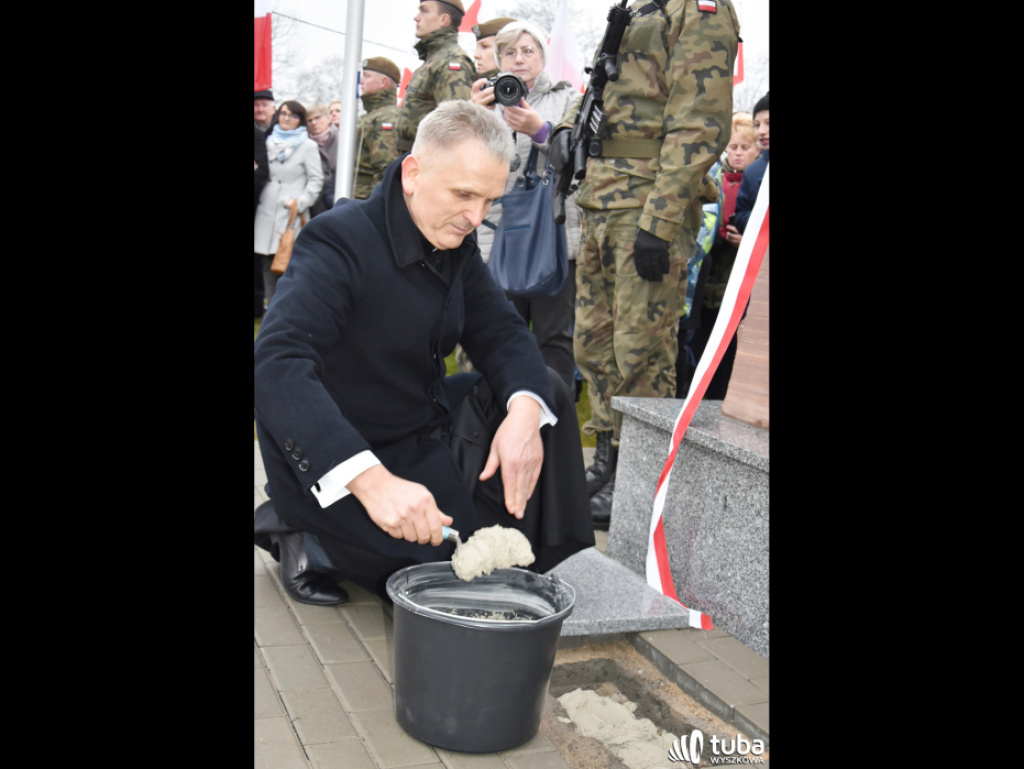 To swoista lekcja historii... prawdziwa, niezakłamana. W Wyszkowie stanął pomnik w hołdzie niezłomnym bohaterom