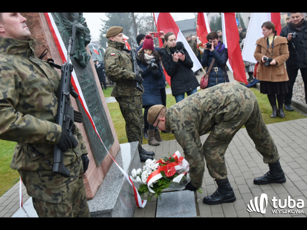 To swoista lekcja historii... prawdziwa, niezakłamana. W Wyszkowie stanął pomnik w hołdzie niezłomnym bohaterom