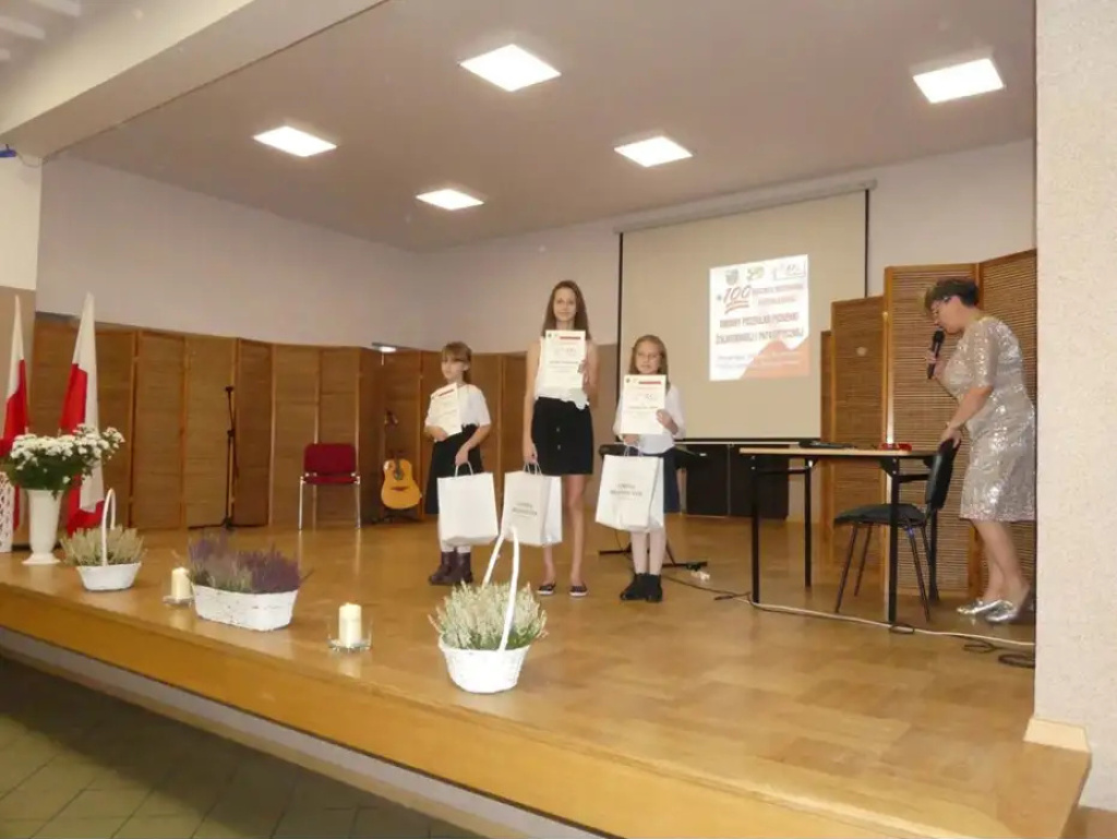 Brańszczyk po żołniersku i patriotycznie w stulecie odzyskania niepodległości
