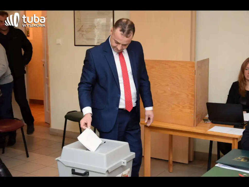 Wójt i radni z gminy Długosiodło złożyli ślubowanie