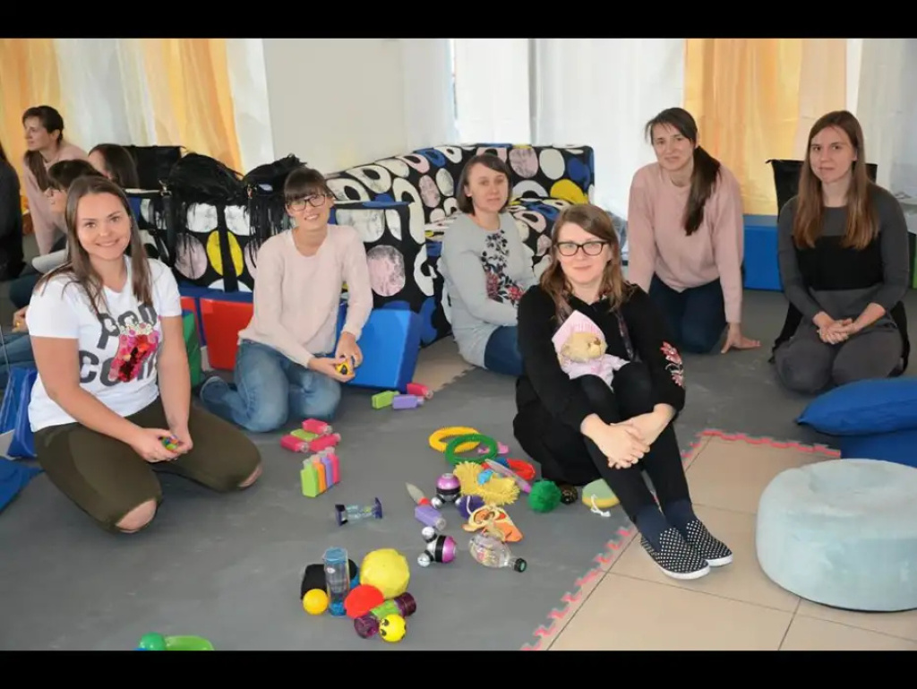 O integracji sensorycznej.... Akademia Mamy i Taty szkoli rodziców i nauczycieli