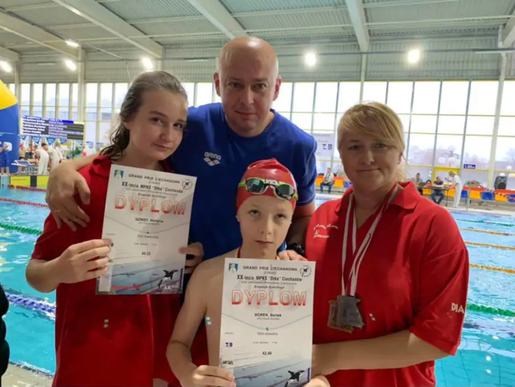 Wyszkowscy pływacy z medalami