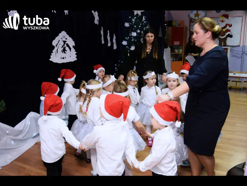 Święty Mikołaj odwiedził przedszkolaki z „Bajki”