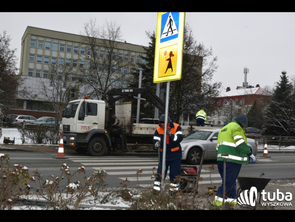 Nowe znaki i lampy pulsacyjne na Kościuszki. Będzie bezpieczniej na przejściu dla pieszych?