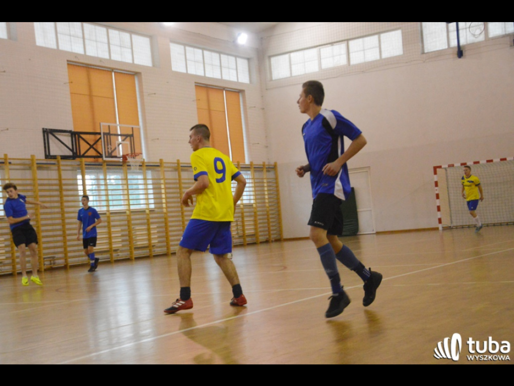 Sportowcy dla WOŚP. XII Turniej Sportowy w I LO