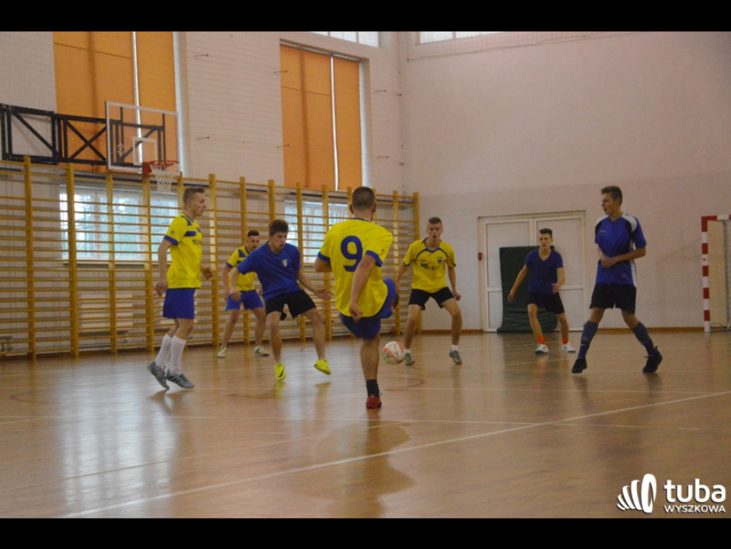 Sportowcy dla WOŚP. XII Turniej Sportowy w I LO