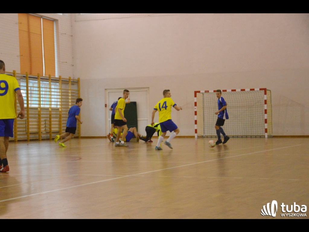 Sportowcy dla WOŚP. XII Turniej Sportowy w I LO