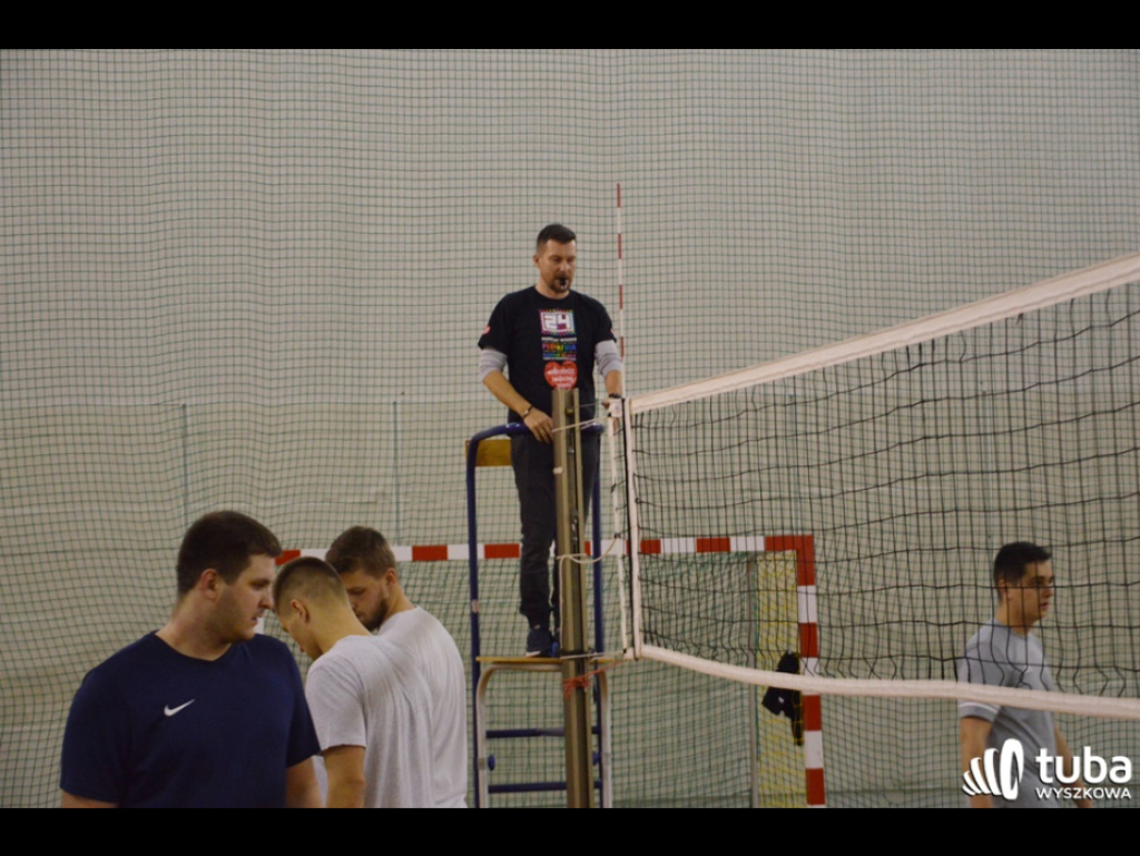 Sportowcy dla WOŚP. XII Turniej Sportowy w I LO