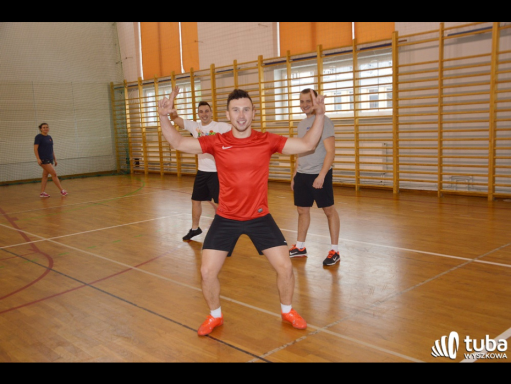 Sportowcy dla WOŚP. XII Turniej Sportowy w I LO