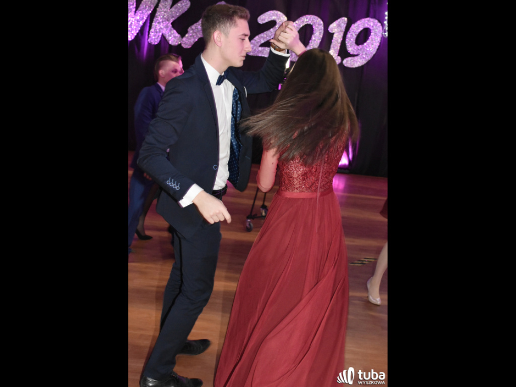 A teraz niech żyje bal! Studniówka Zespołu Szkół nr 1 w Wyszkowie