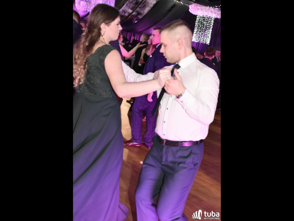 A teraz niech żyje bal! Studniówka Zespołu Szkół nr 1 w Wyszkowie