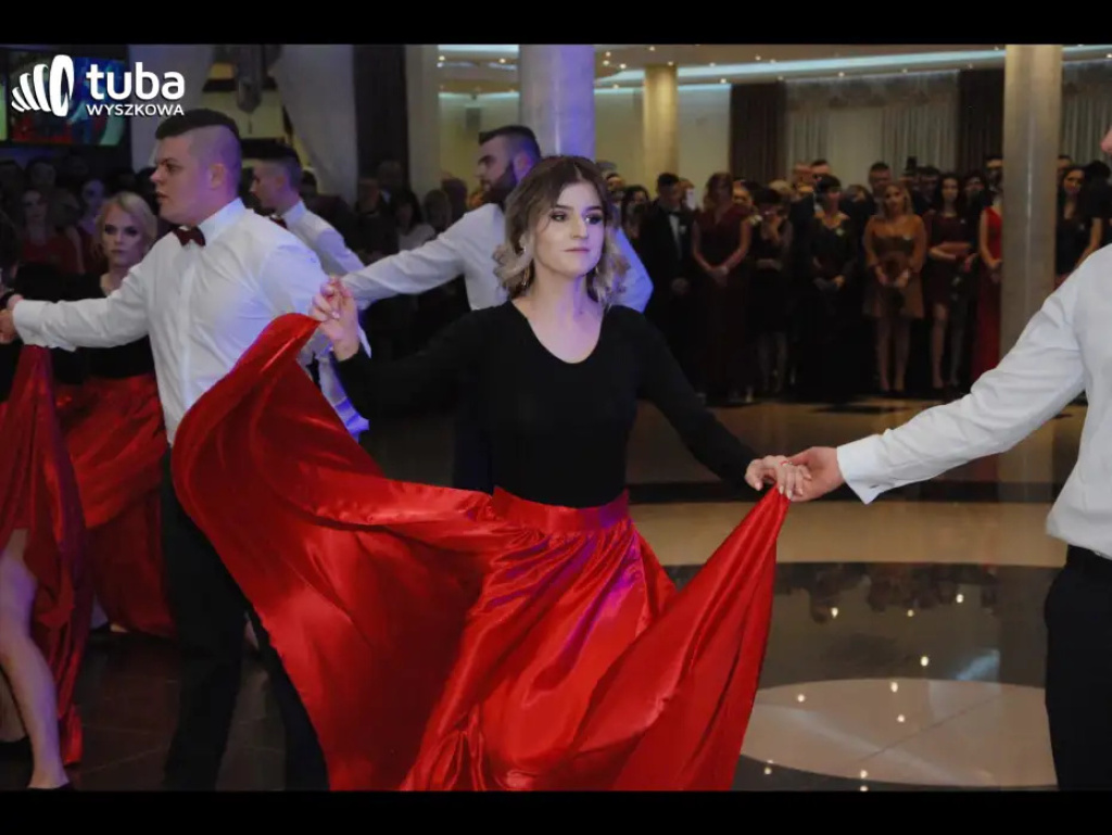 Bal maturalny w 
