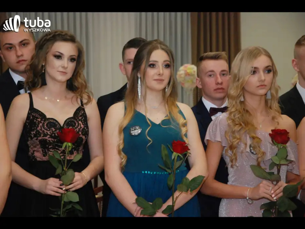 Bal maturalny w 
